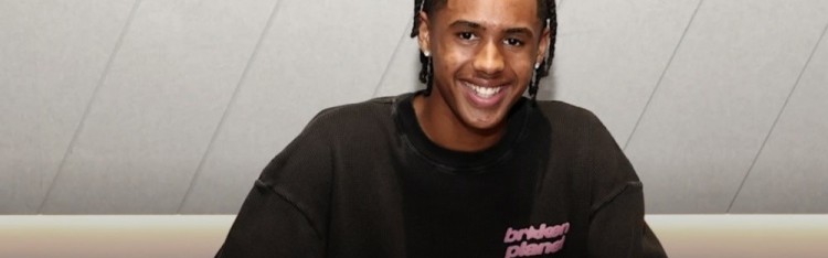 乐鱼在线开户平台-官方：切尔西青训后卫苏布洛耶续约至2030年，本赛季担任U18队长